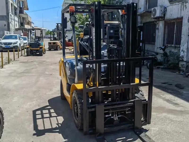 used komatsu 3ton forklift